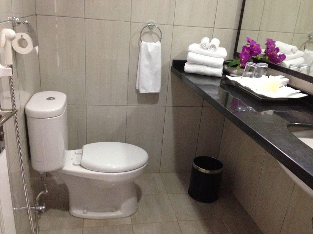 Safa Homestay Yogyakarta Exterior photo